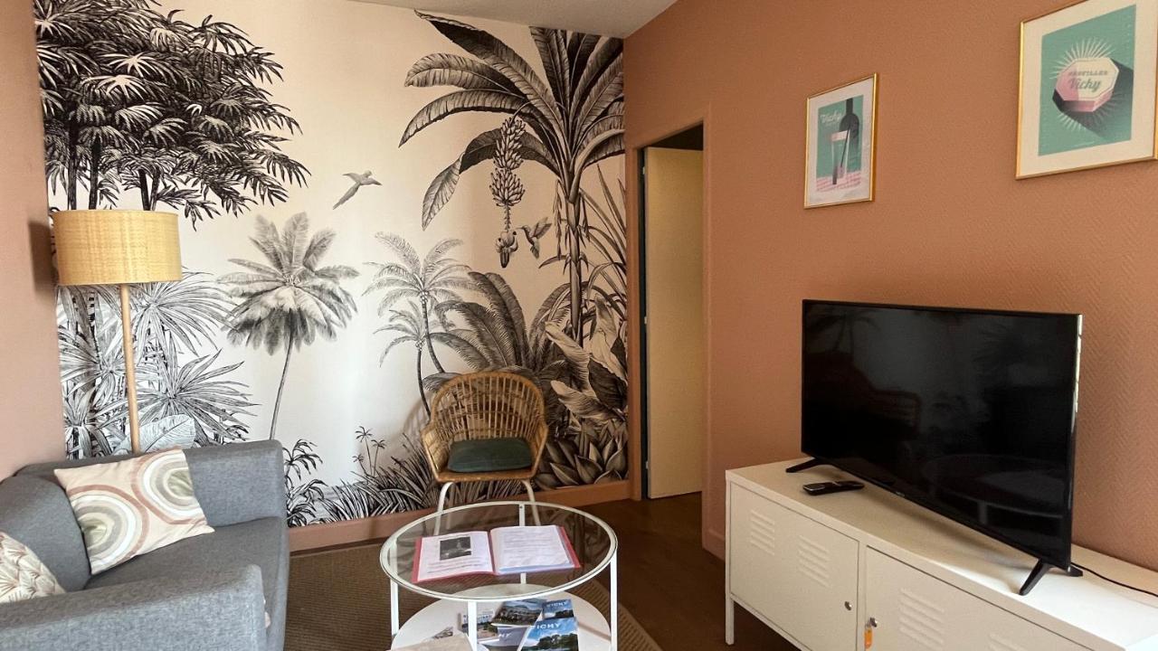 Le Vichy Centre, Spacieux Et Cosy T2 Avec Vue, Au Calme Eksteriør billede